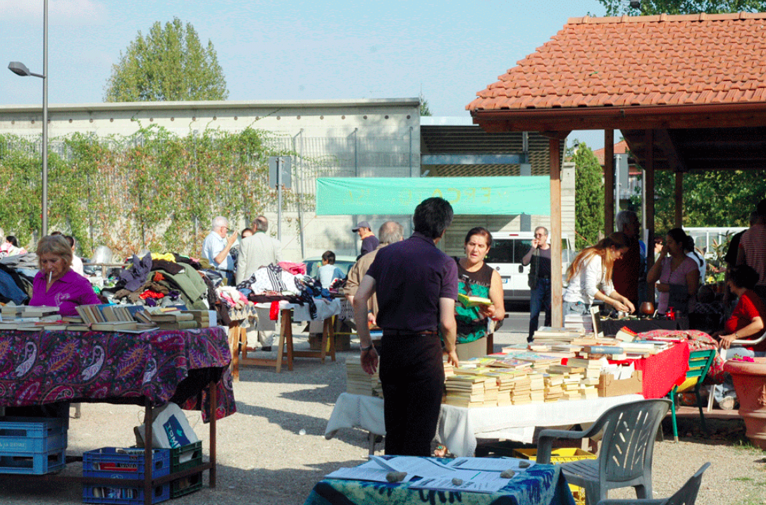 Mercato solidale dell’usato, sabato 26 mattina al Pozzo